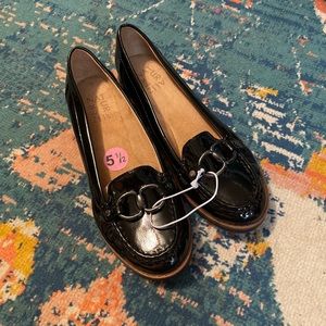 Naturalizer Black Loafers with buckle